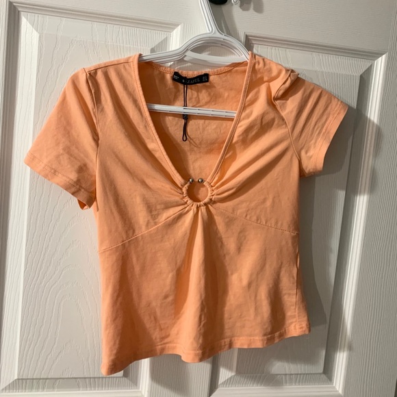 very comfy flattering short sleeve tee - Picture 2 of 2